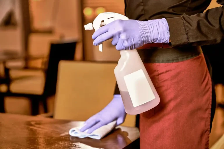 Bar and Restaurant Cleaning
